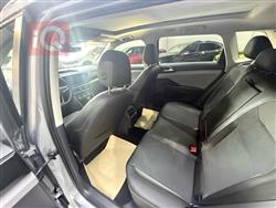 فولكسفاغن تاوس